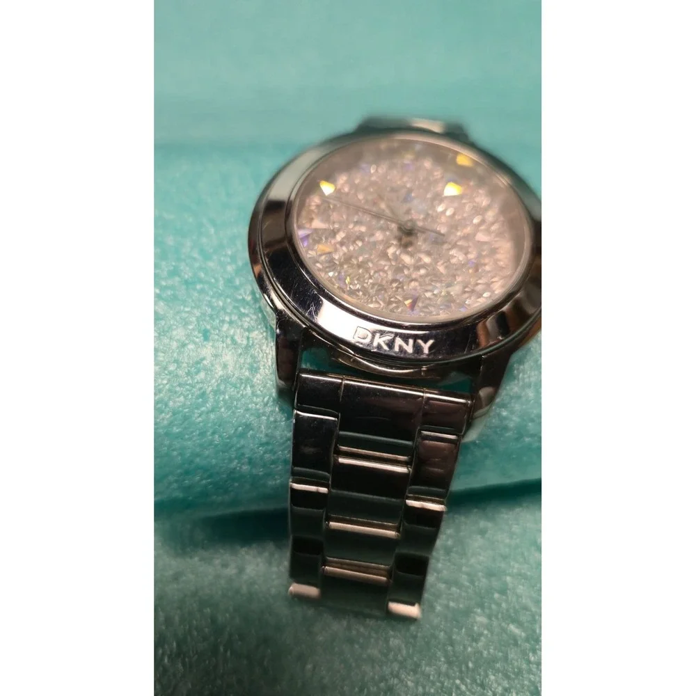 DKNY Womens Silver Tone Stainless Steel Crystal Watch NY8474